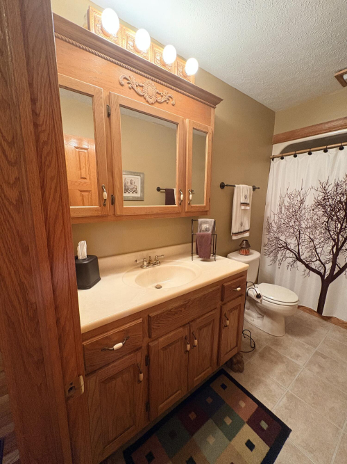 Listing Image 129