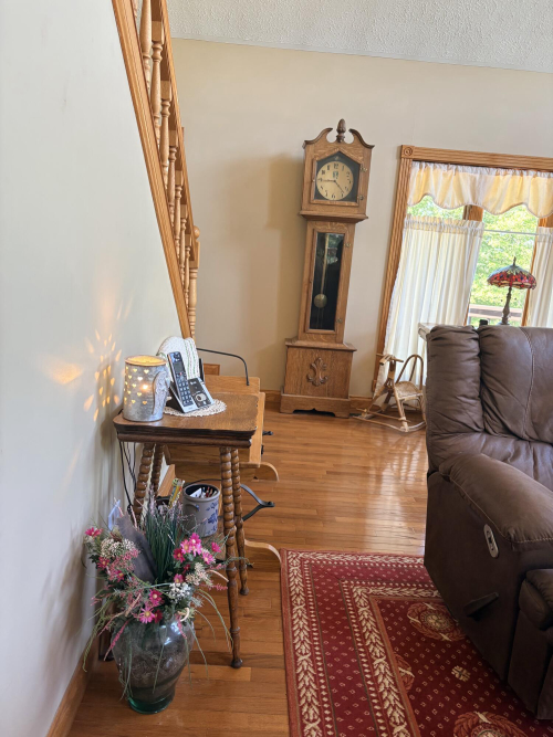 Listing Image 140