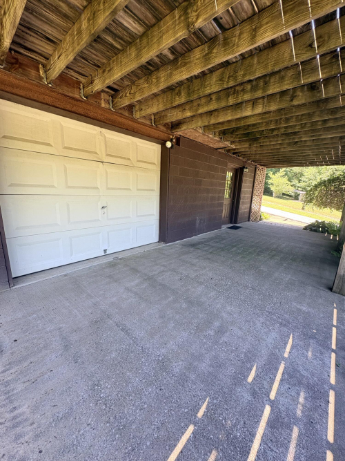 Listing Image 170