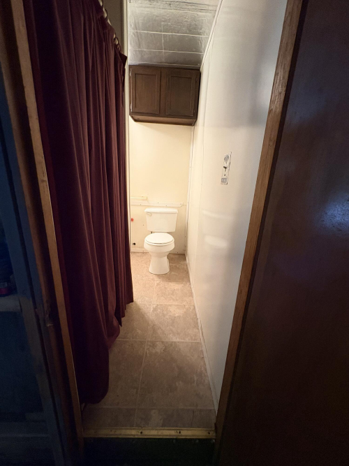 Listing Image 174