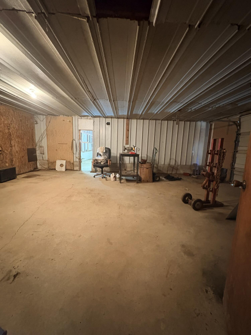 Listing Image 176