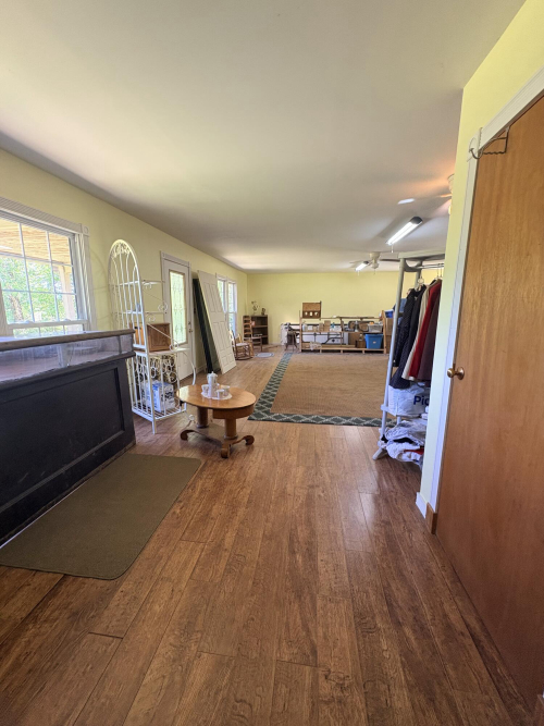 Listing Image 187