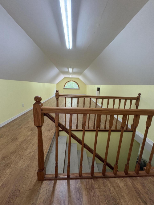 Listing Image 189