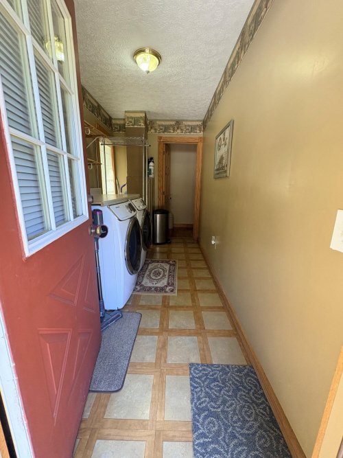 Listing Image 40