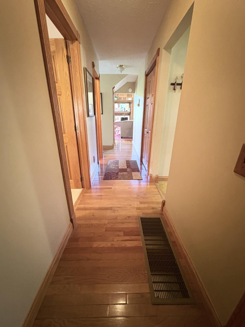 Listing Image 43