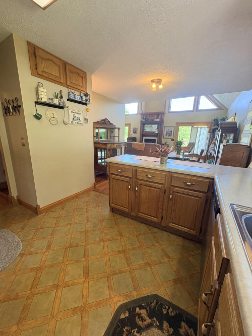 Listing Image 53