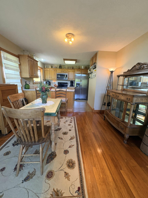 Listing Image 56
