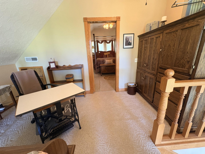 Listing Image 80