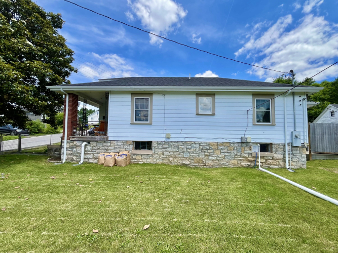 Listing Image 22