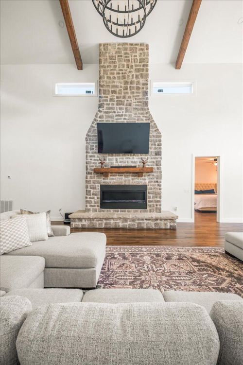 Listing Image 36