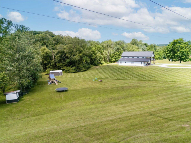 Listing Image 61
