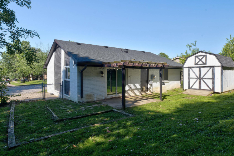 Listing Image 20
