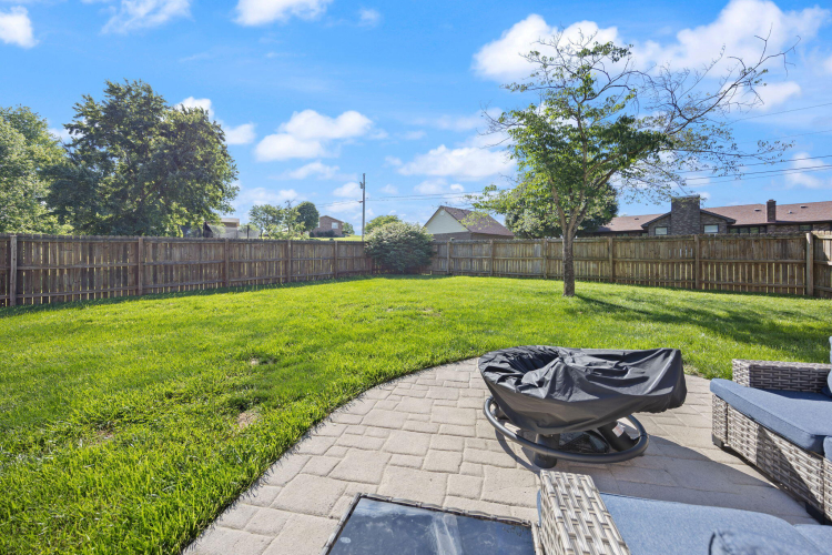 Listing Image 15