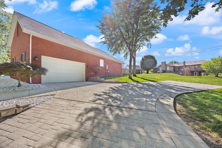 Listing Image 50