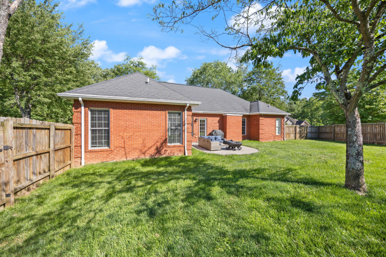 Listing Image 10