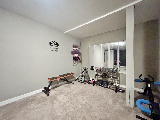 Listing Image 51