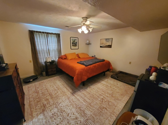 Listing Image 36