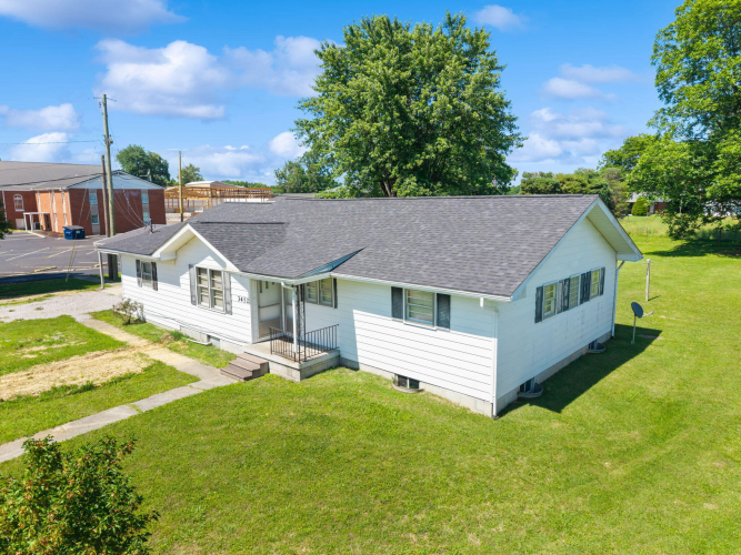 Listing Image 6