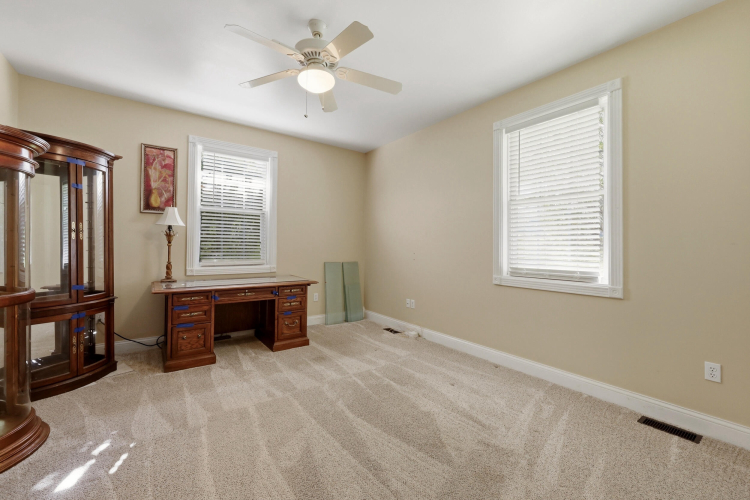 Listing Image 24