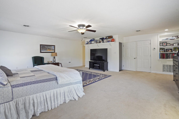 Listing Image 29