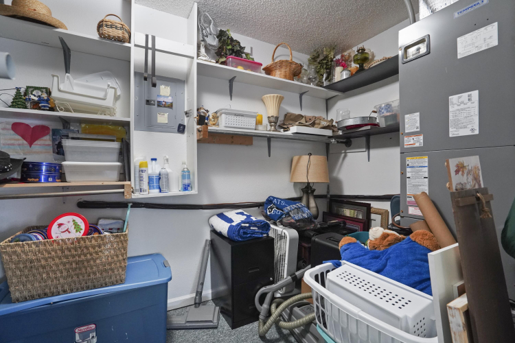 Listing Image 33