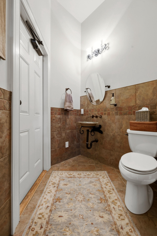 Listing Image 77
