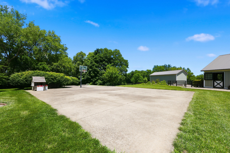 Listing Image 80