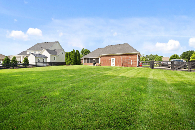 Listing Image 37