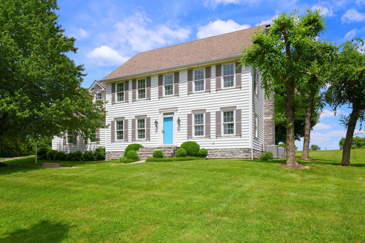 Listing Image 8
