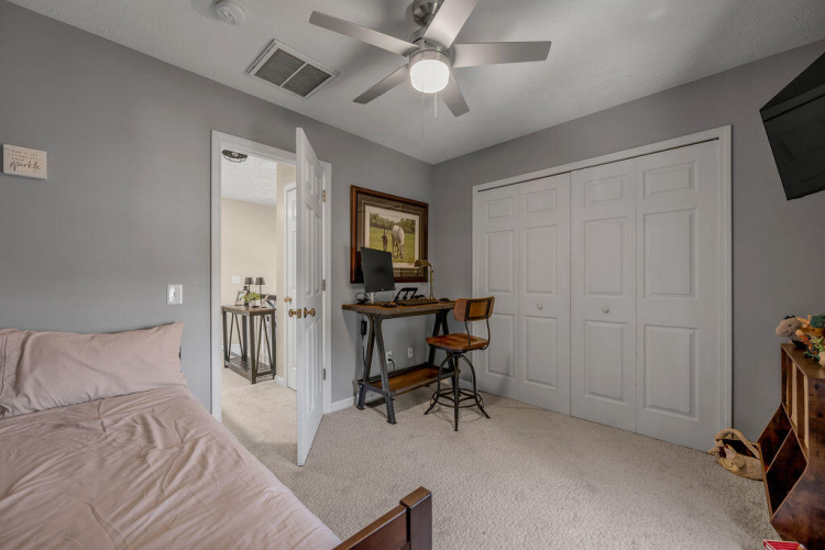 Listing Image 22