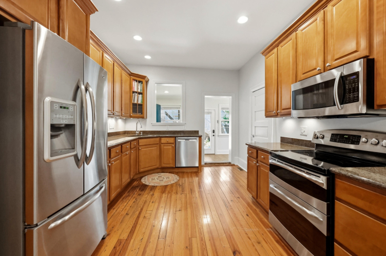 Listing Image 18