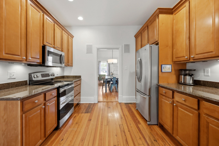 Listing Image 22