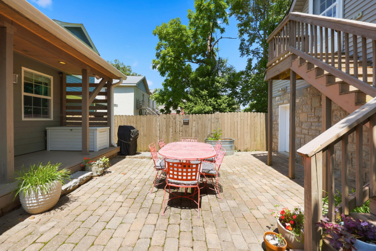 Listing Image 44
