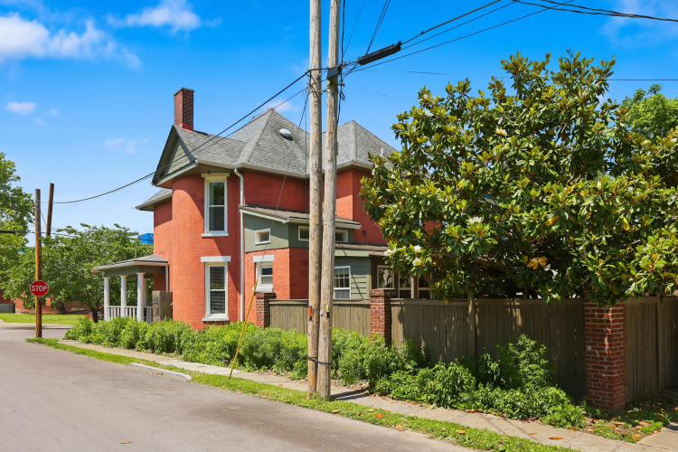 Listing Image 60