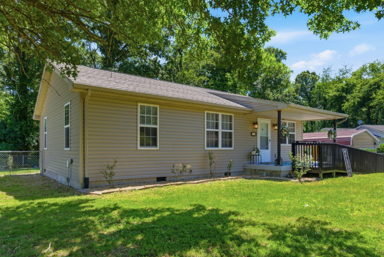 Listing Image 3