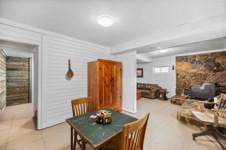 Listing Image 54