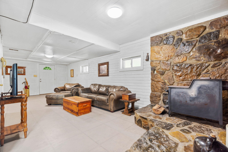 Listing Image 55