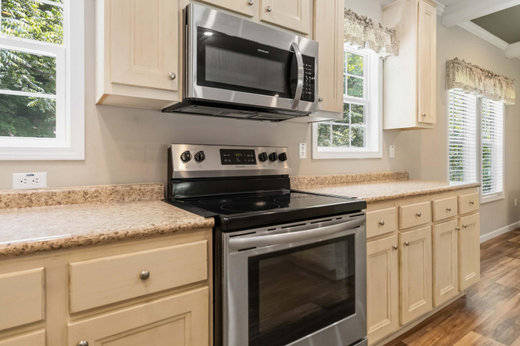 Listing Image 13
