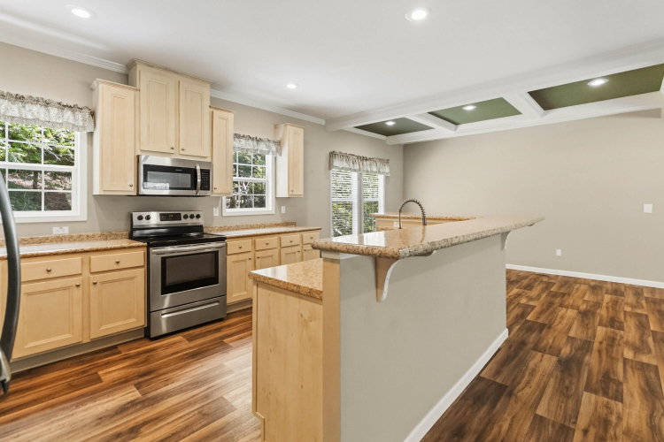 Listing Image 9