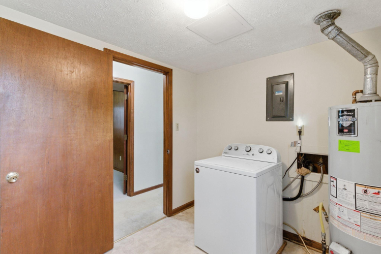 Listing Image 28