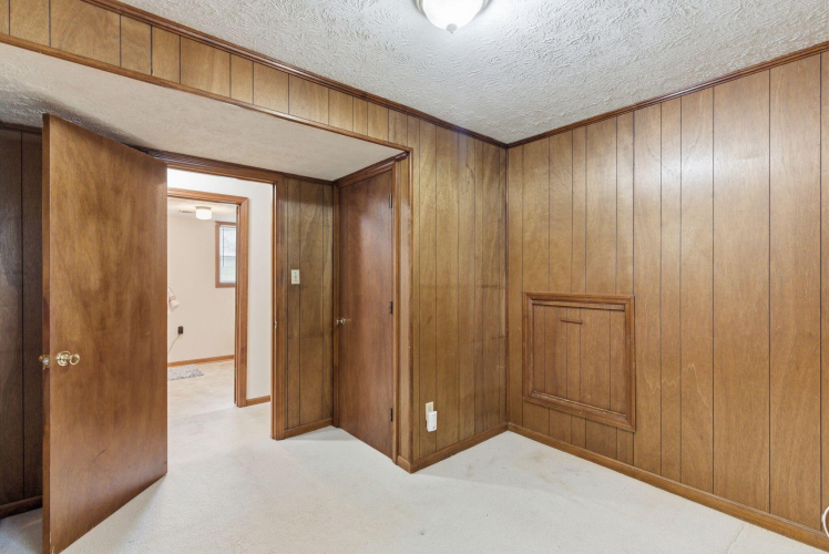 Listing Image 30