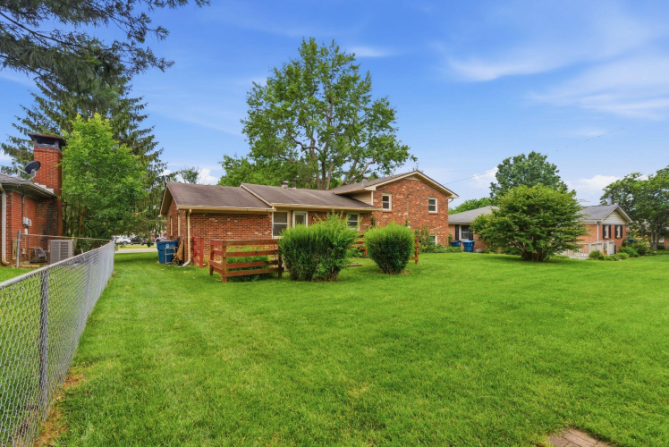 Listing Image 35