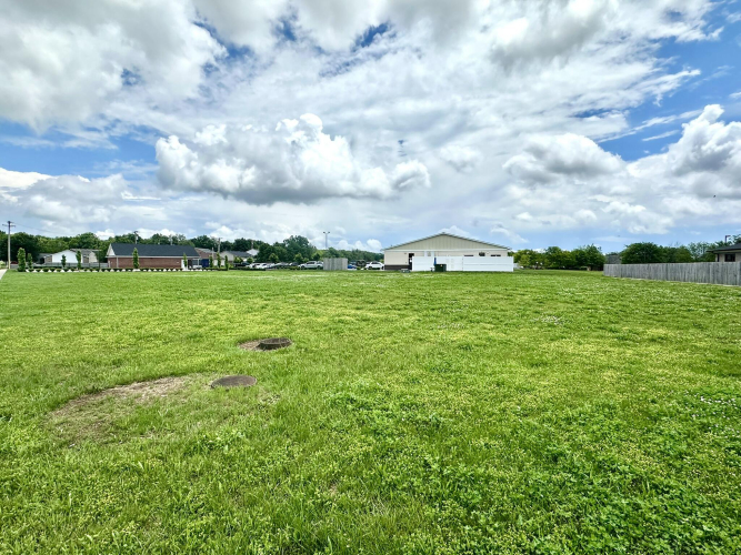 Listing Image 6