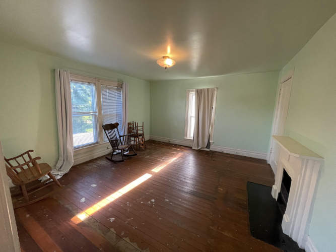 Listing Image 32