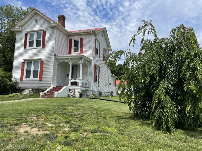 Listing Image 40