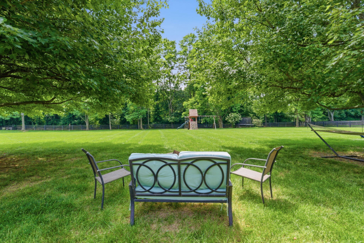 Listing Image 103