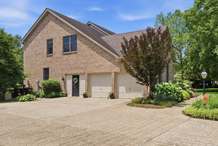 Listing Image 81