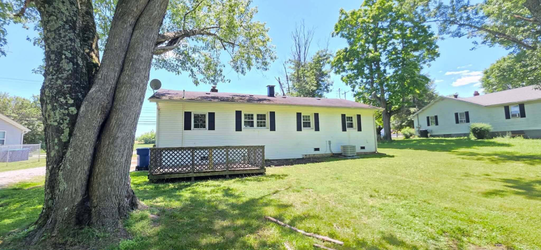 Listing Image 9