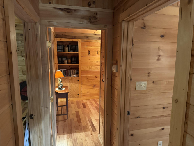 Listing Image 21