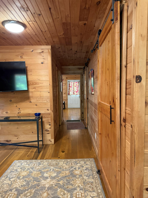 Listing Image 16